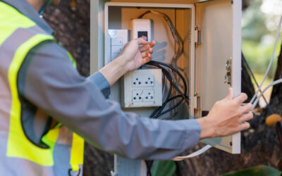 Why Do My Holiday Lights Keep Tripping the GFCI? A Kansas City Homeowner’s Guide